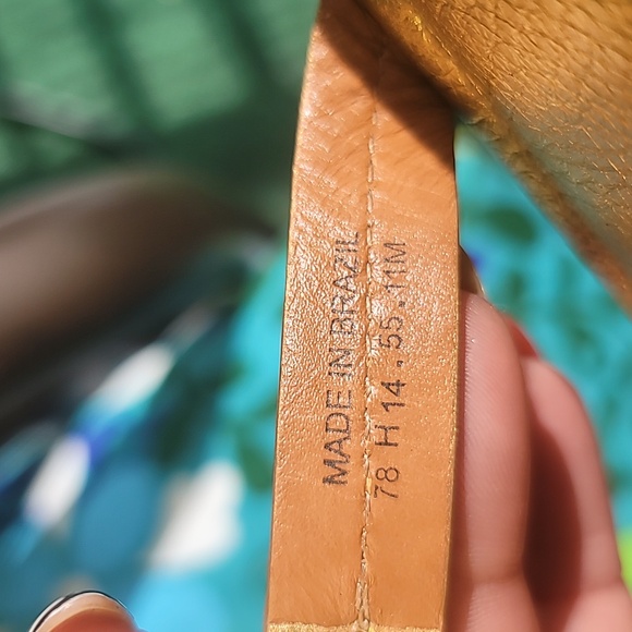 🥰Gold Tory Burch Miller sandals🥰 - Picture 7 of 13